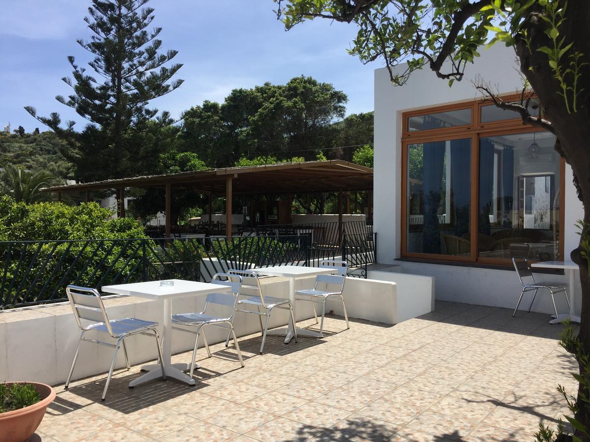 Villa Petrusa Стромболи Екстериор снимка