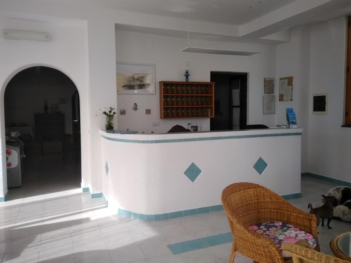 Villa Petrusa Стромболи Екстериор снимка