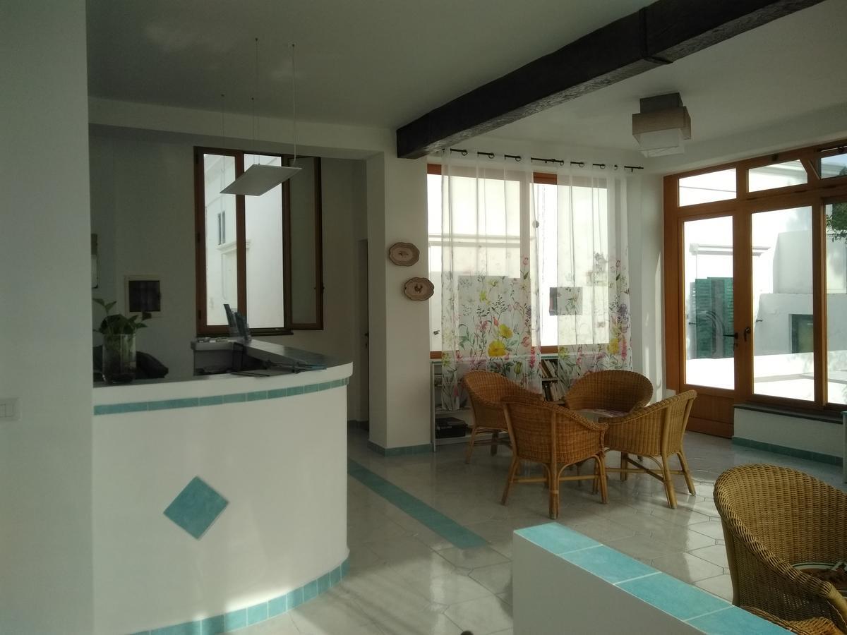 Villa Petrusa Стромболи Екстериор снимка
